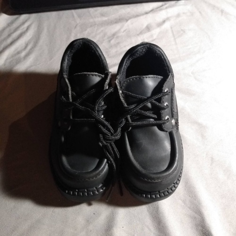 Original Rugged Outback Dress Shoes Boys Size 5